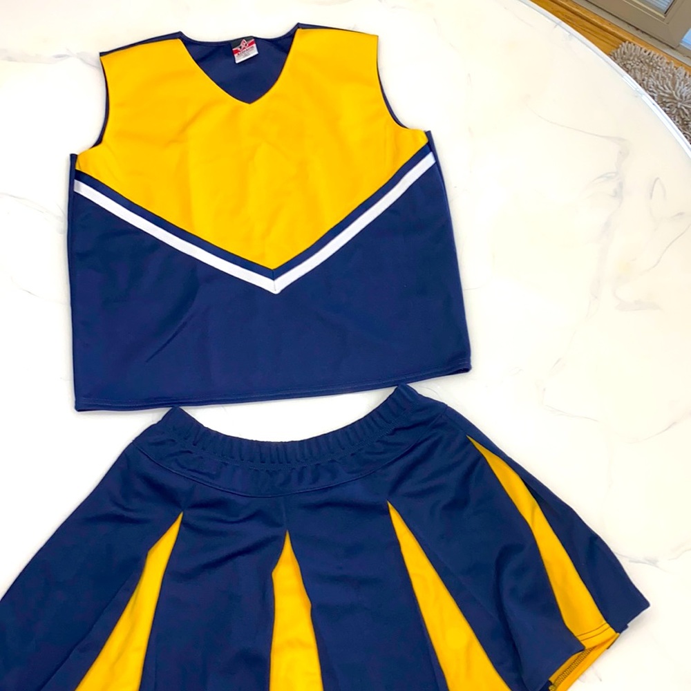 Cheerleader uniform